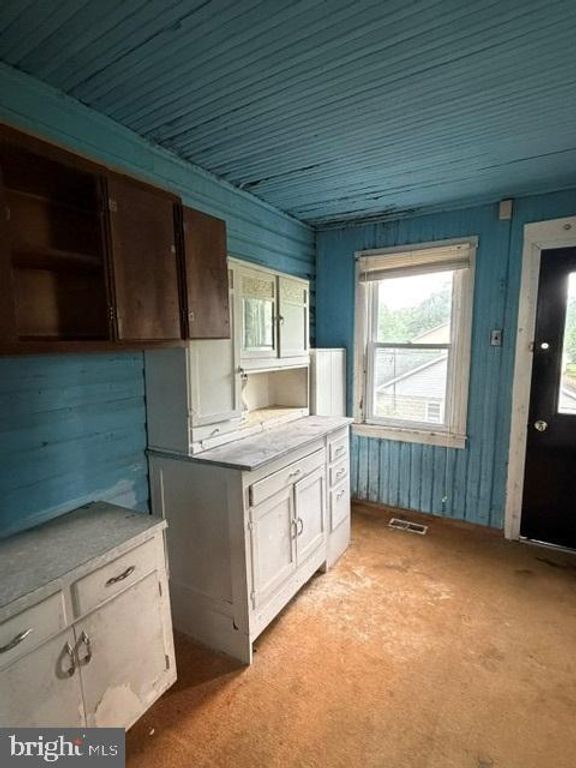 Image 14 of property listing at 805 E B ST, Brunswick, MD 21716