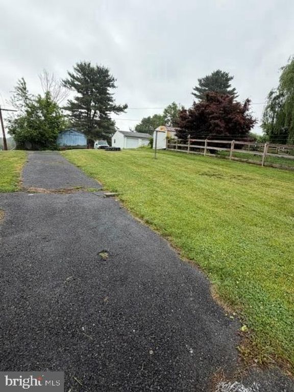 Image 24 of property listing at 805 E B ST, Brunswick, MD 21716