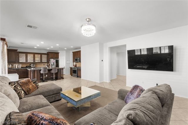 7584 Engleberg Avenue, Las Vegas, NV 89178