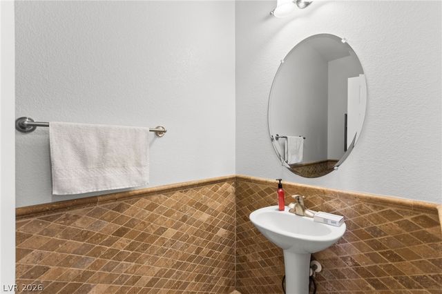 7584 Engleberg Avenue, Las Vegas, NV 89178