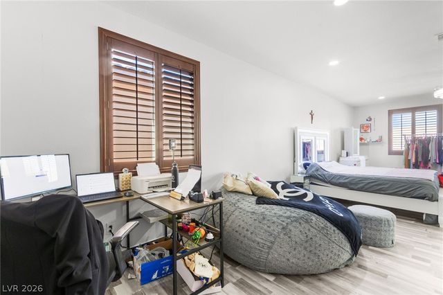 7584 Engleberg Avenue, Las Vegas, NV 89178