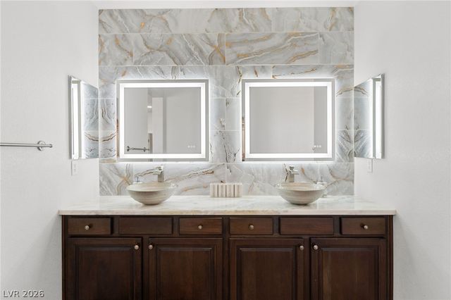 7584 Engleberg Avenue, Las Vegas, NV 89178