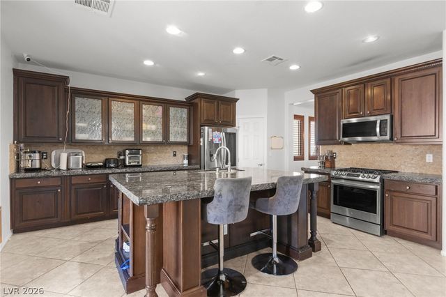 7584 Engleberg Avenue, Las Vegas, NV 89178