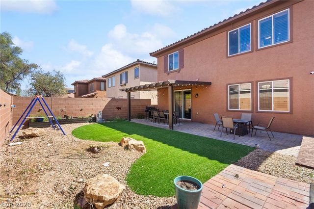 7584 Engleberg Avenue, Las Vegas, NV 89178