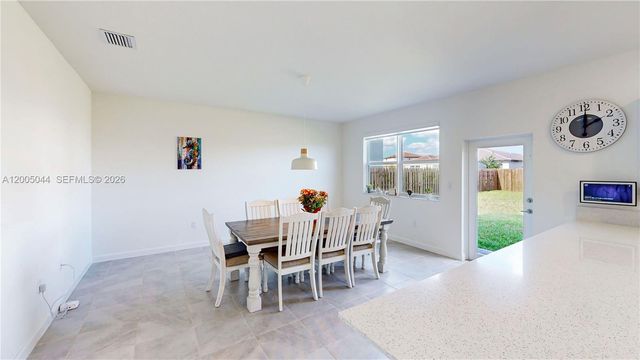 2333 SE 28th Court, Homestead, FL 33035
