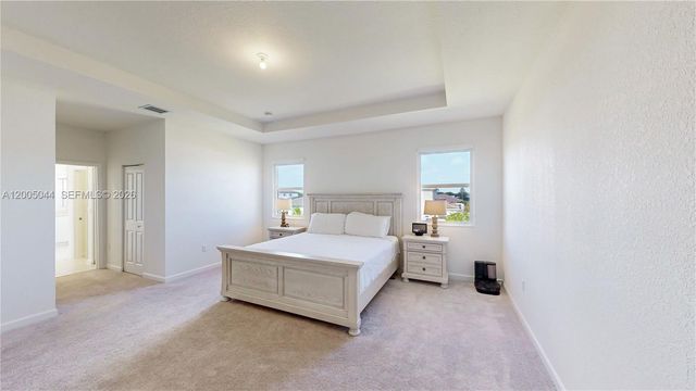2333 SE 28th Court, Homestead, FL 33035