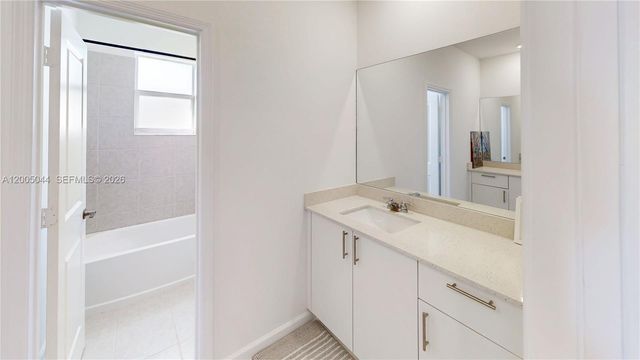 2333 SE 28th Court, Homestead, FL 33035