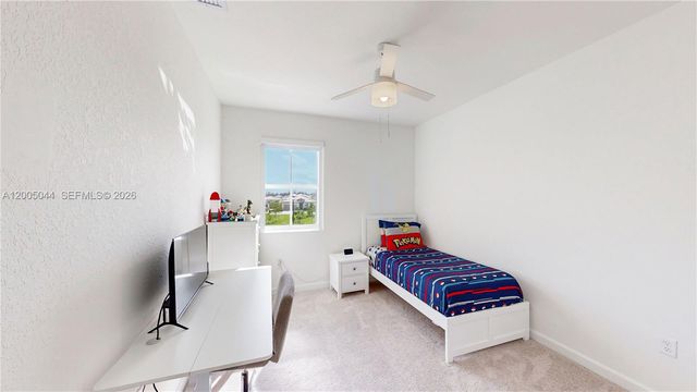 2333 SE 28th Court, Homestead, FL 33035