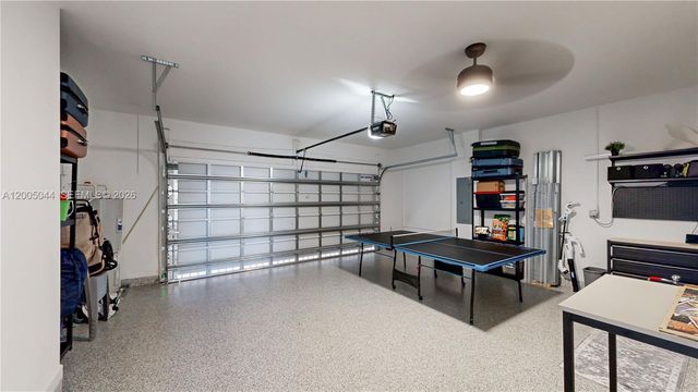 2333 SE 28th Court, Homestead, FL 33035