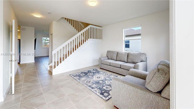 2333 SE 28th Court, Homestead, FL 33035