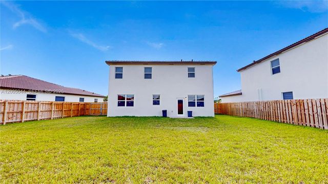 2333 SE 28th Court, Homestead, FL 33035