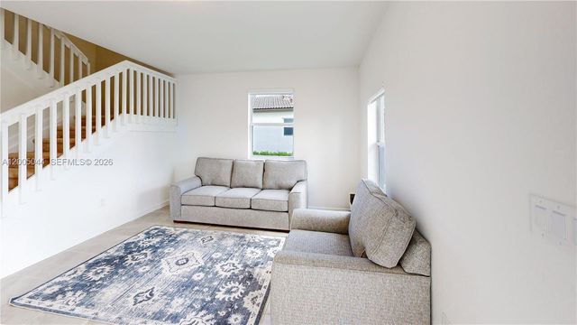2333 SE 28th Court, Homestead, FL 33035