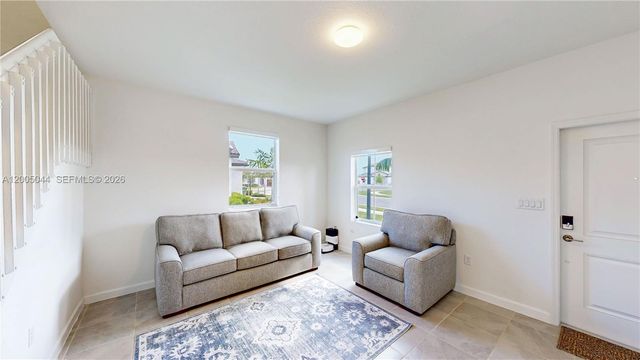 2333 SE 28th Court, Homestead, FL 33035