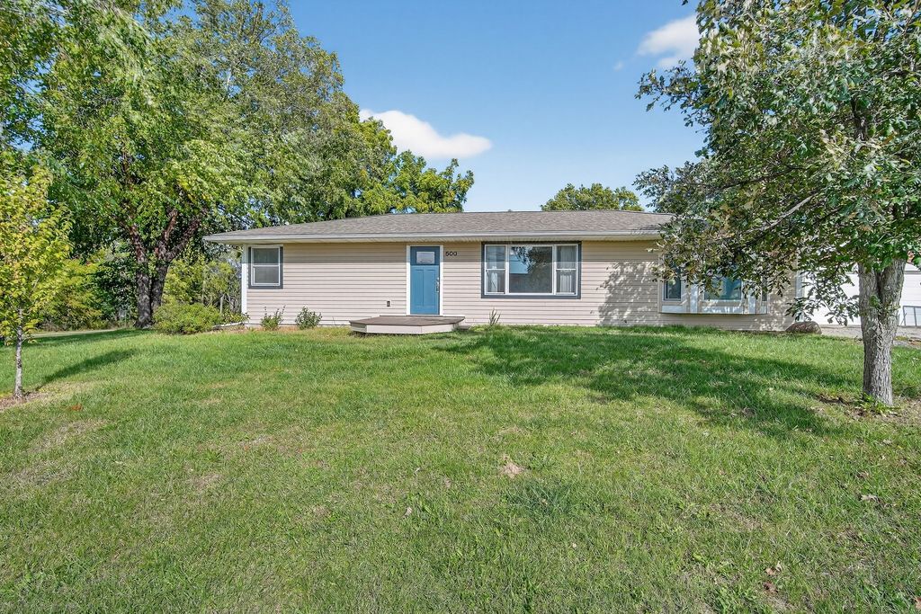 500 E County Line Road, Des Moines, IA 50320