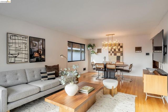 4830 4830 Fair Ave., Oakland, CA 94619