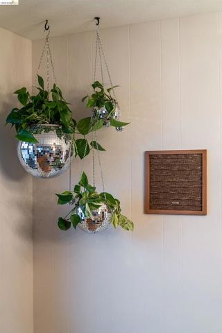 4830 4830 Fair Ave., Oakland, CA 94619