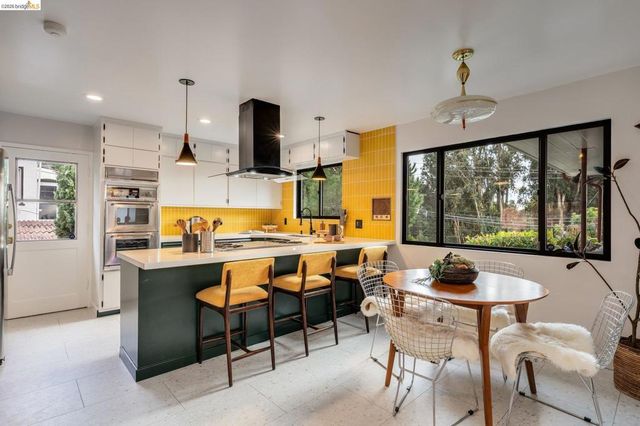 4830 4830 Fair Ave., Oakland, CA 94619