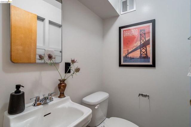 4830 4830 Fair Ave., Oakland, CA 94619