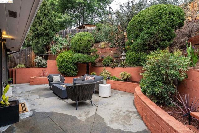 4830 4830 Fair Ave., Oakland, CA 94619