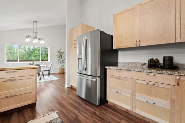 411 Midway Ranch Road, Boulder Creek, CA 95006