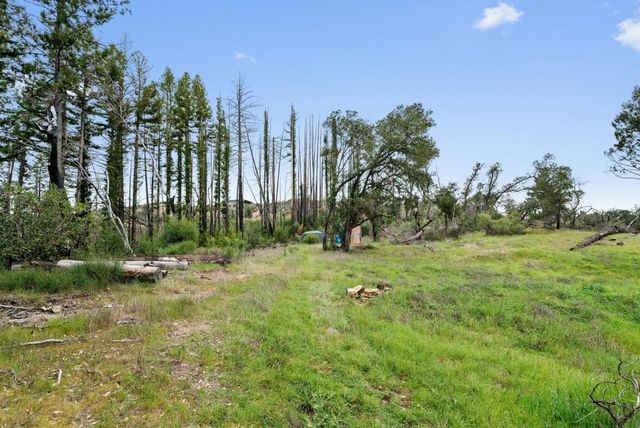 411 Midway Ranch Road, Boulder Creek, CA 95006