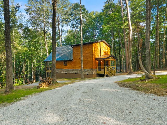 23 Joyful Springs, Zoe, KY 41397