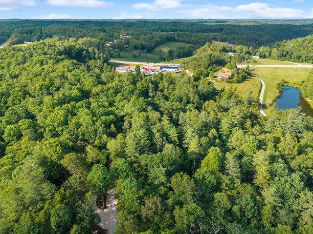 23 Joyful Springs, Zoe, KY 41397