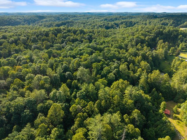 23 Joyful Springs, Zoe, KY 41397