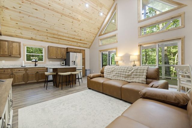 23 Joyful Springs, Zoe, KY 41397