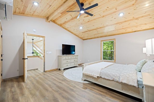 23 Joyful Springs, Zoe, KY 41397