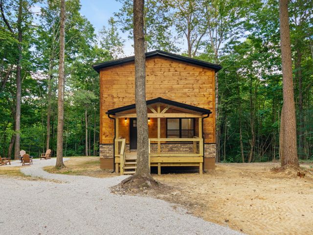 23 Joyful Springs, Zoe, KY 41397