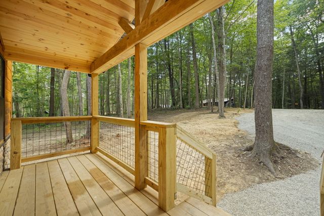 23 Joyful Springs, Zoe, KY 41397