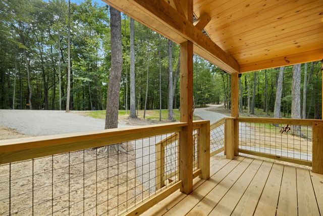 23 Joyful Springs, Zoe, KY 41397