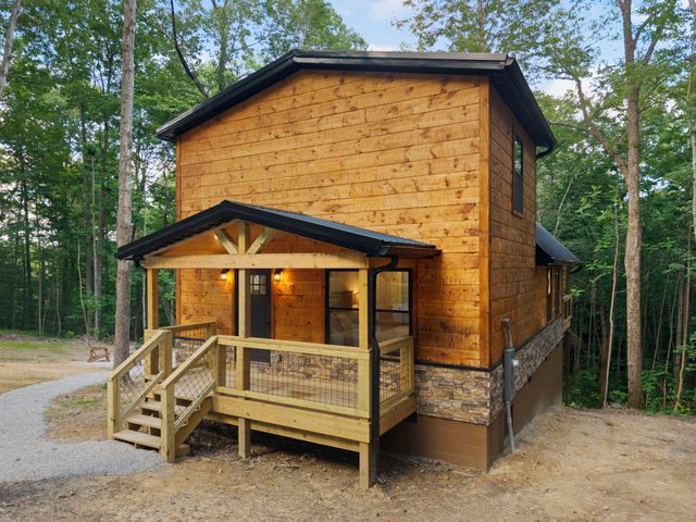 23 Joyful Springs, Zoe, KY 41397