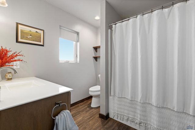 24148 DEWEY LN, Hermosa, SD 57744