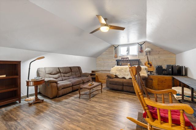 24148 DEWEY LN, Hermosa, SD 57744