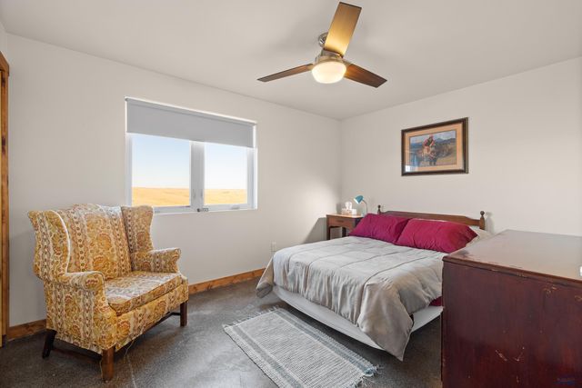 24148 DEWEY LN, Hermosa, SD 57744