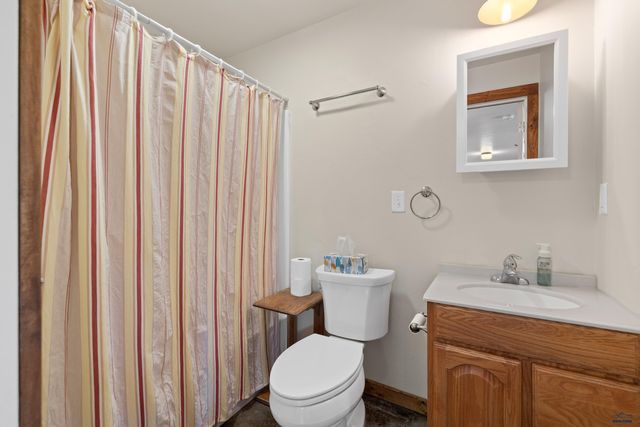 24148 DEWEY LN, Hermosa, SD 57744