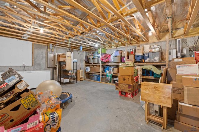 24148 DEWEY LN, Hermosa, SD 57744