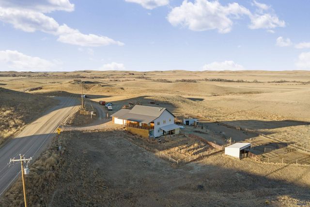 24148 DEWEY LN, Hermosa, SD 57744