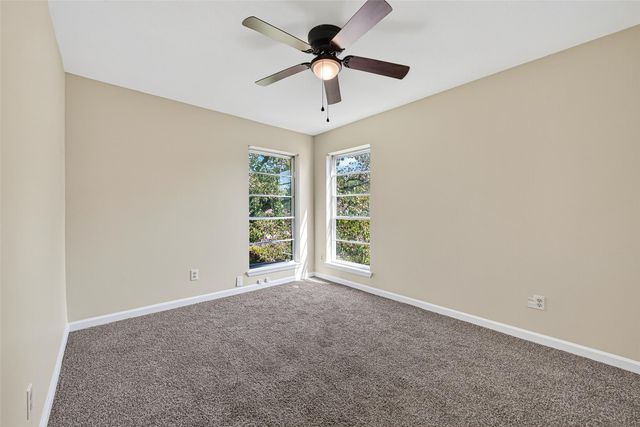 813 Lakeview Drive, Sugar Land, TX 77498