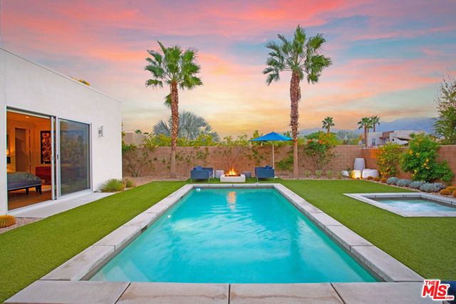 4304 Vantage Lane, Palm Springs, CA 92262