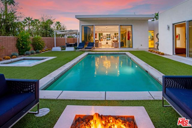 4304 Vantage Lane, Palm Springs, CA 92262