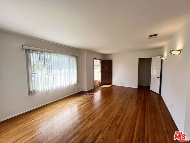 14013 Addison Street, Sherman Oaks, CA 91423