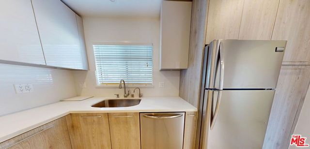 14013 Addison Street, Sherman Oaks, CA 91423