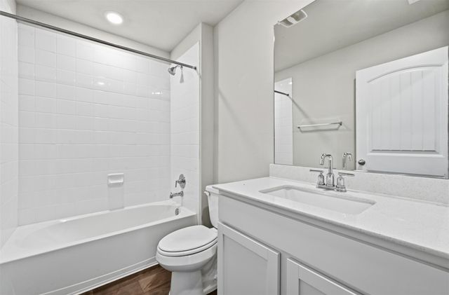 510 Apache Plum DR, Kyle, TX 78640