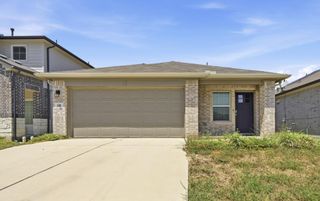 510 Apache Plum DR, Kyle, TX 78640