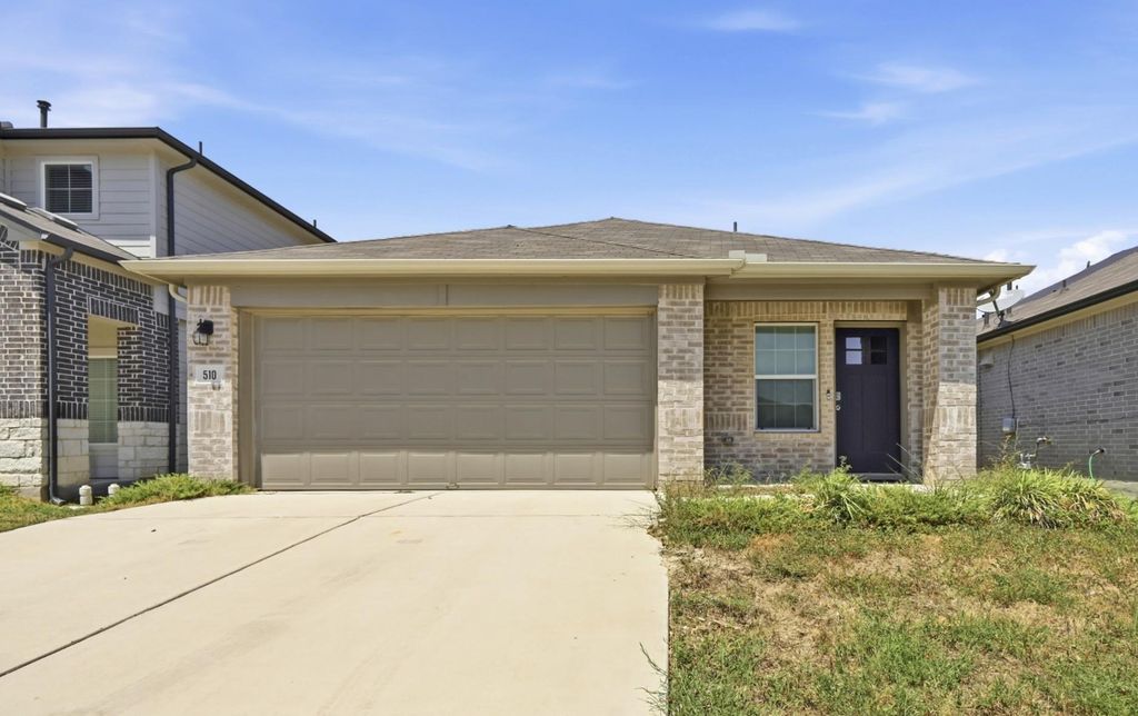 510 Apache Plum DR, Kyle, TX 78640