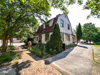 1 Swan Street, Asheville, NC 28803
