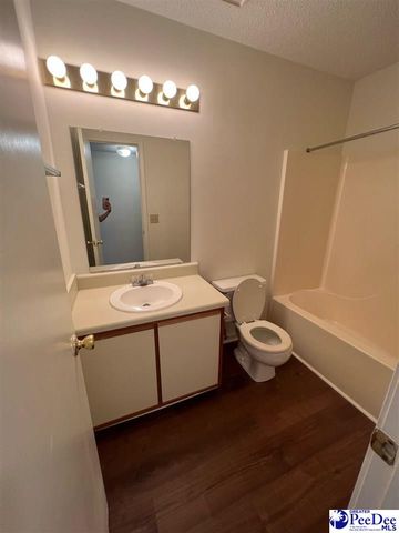 701 Coventry Ln B2, Florence, SC 29501